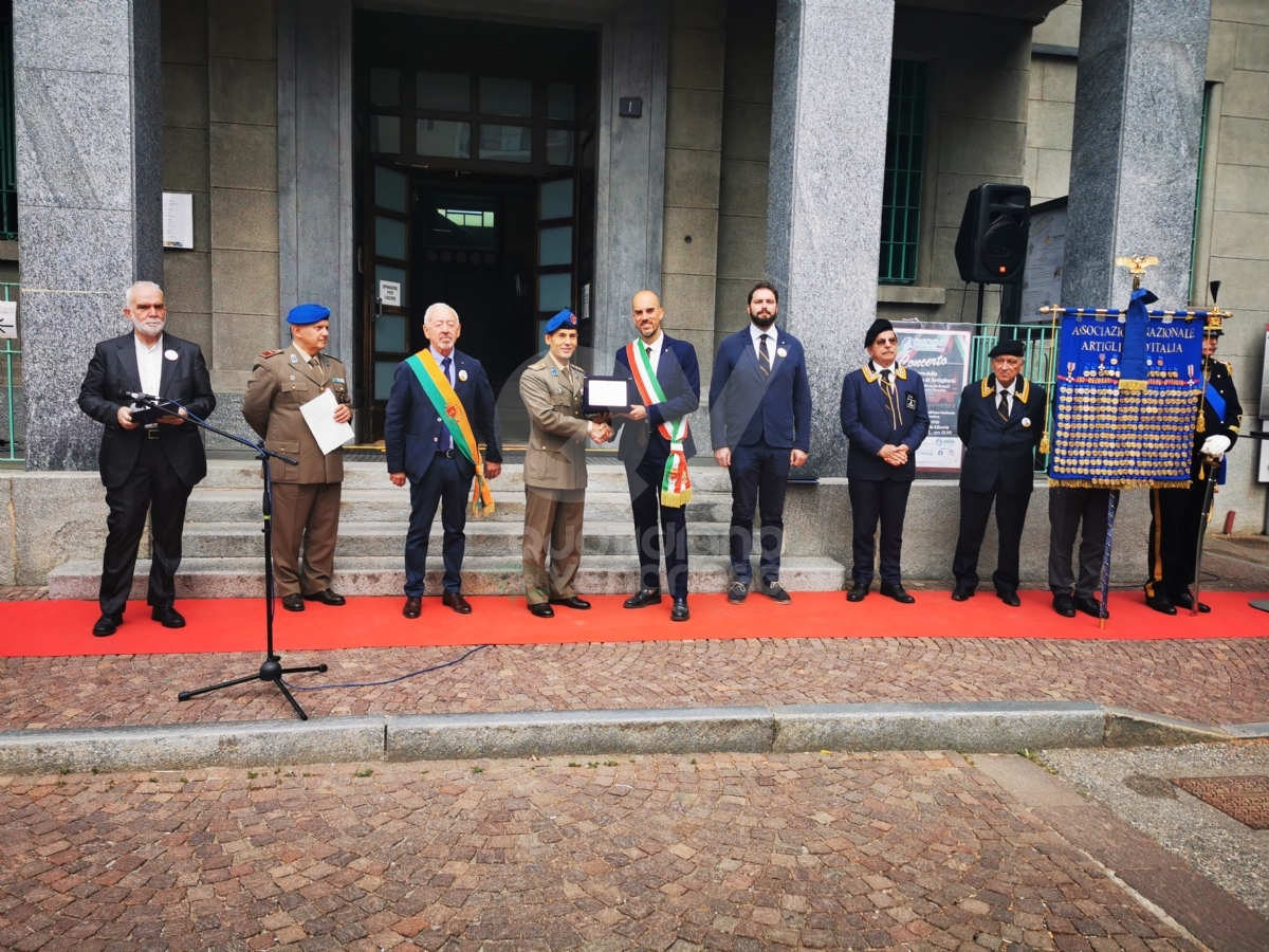 VENARIA - Cittadinanza onoraria all'Aves Toro: conferimento durante la Festa dell’Arma d’Artiglieria - FOTO