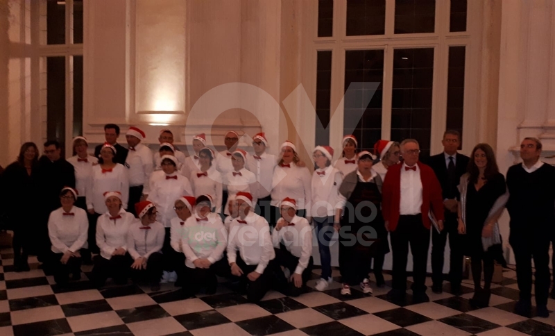 VENARIA - 420 partecipanti alla «Cena della solidarietà e della fratellanza» alla Reggia - FOTO