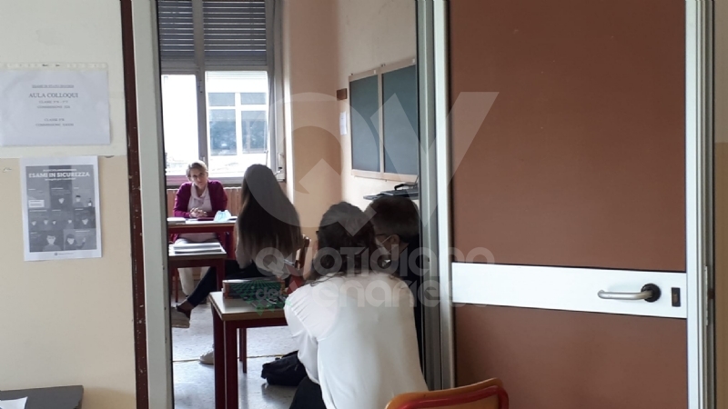 VENARIA - Maturità allo Juvarra post Coronavirus. Studenti e professori: «tutto diverso»