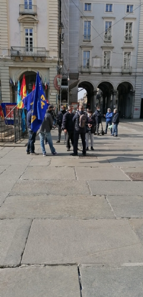 VENARIA - Venerdì sciopera il deposito Gtt di via Amati, per 4 ore: ieri protesta a Torino - FOTO