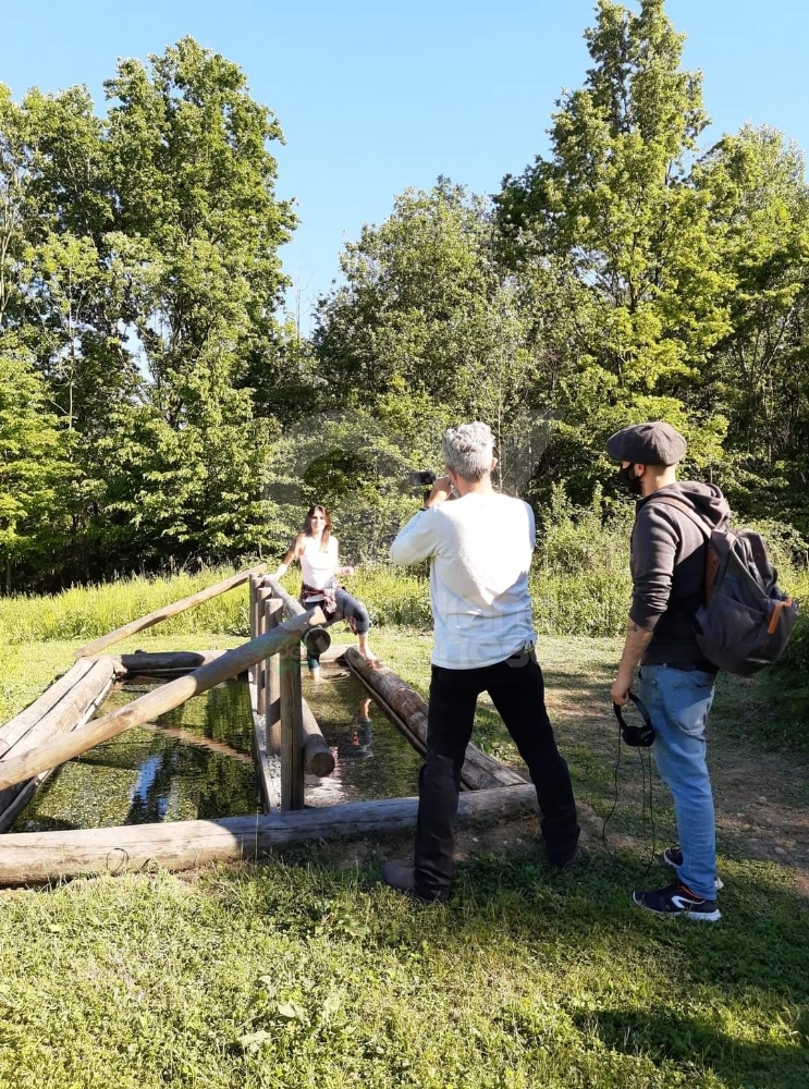 VENARIA - Il Parco La Mandria finisce su Italia 1, nel programma «Drive Up» di Alessia Ventura