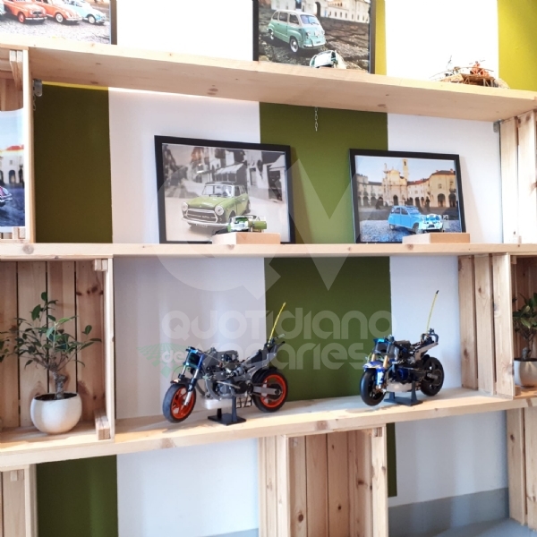 VENARIA - «Auto Mini Retrò»: una particolare mostra fra modellini e fotografie