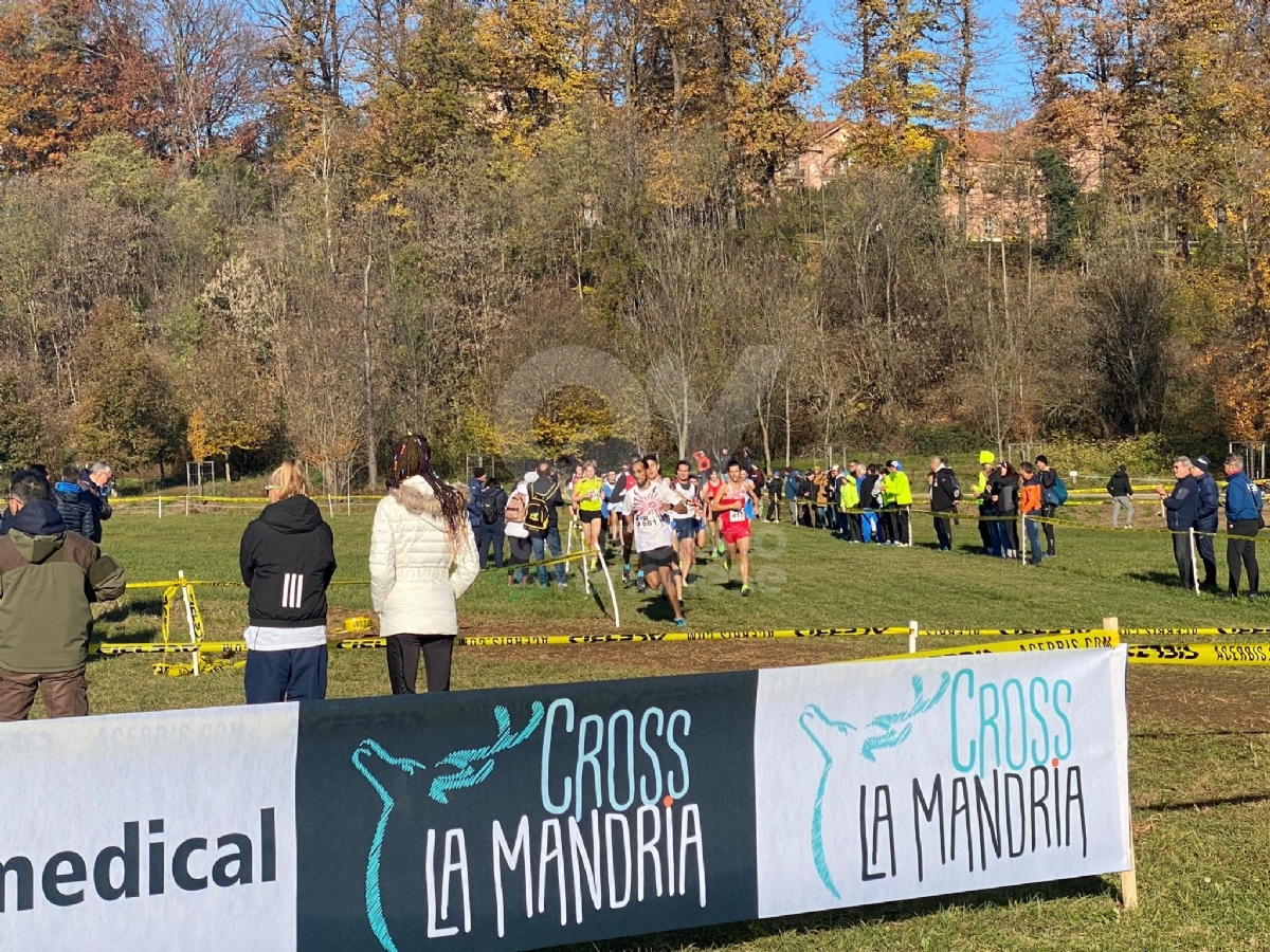 VENARIA - Aouani e Arnaudo dominano la gara «J Medical Cross» al parco La Mandria - FOTO