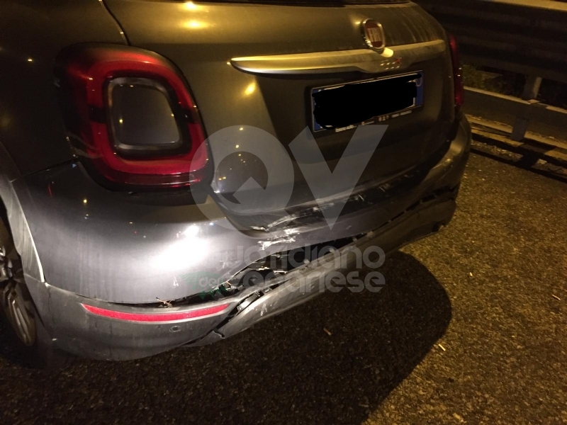 RIVOLI - Scontro in tangenziale: tre auto coinvolte e tre feriti
