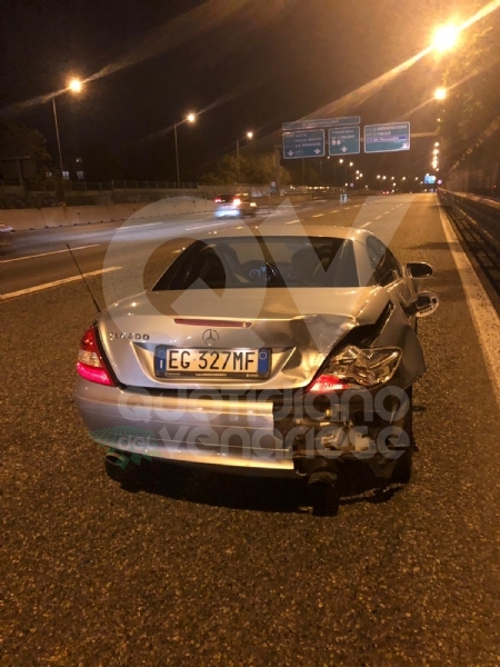 RIVOLI - Provoca un incidente in tangenziale con la sua moto: era ubriaco