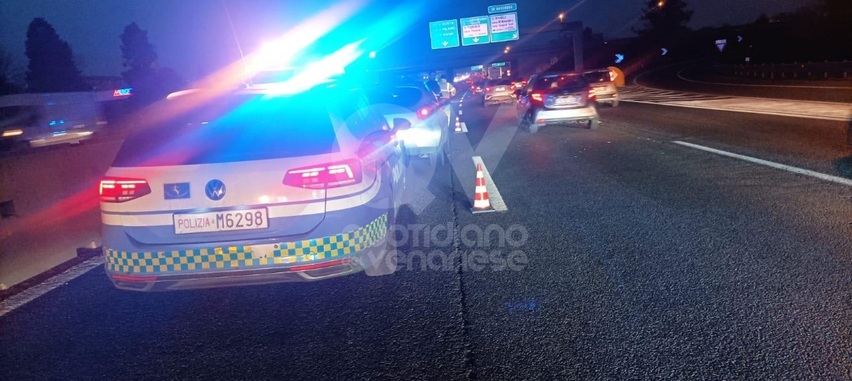 INCIDENTE IN TANGENZIALE A RIVOLI - Code e disagi per il tamponamento fra tre auto - FOTO