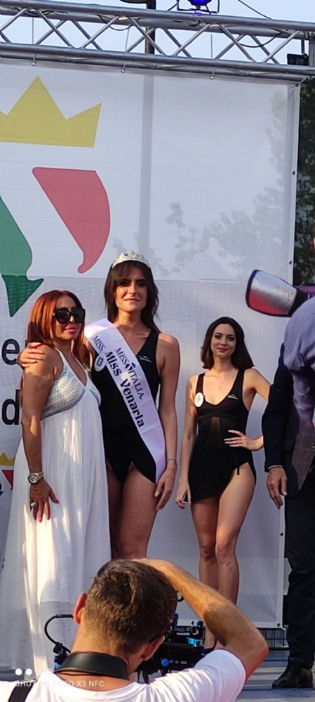 VENARIA - Successo straordinario per «Miss Italia»: Francesca Bergesio è «Miss Miluna Piemonte e Valle d’Aosta» - FOTO