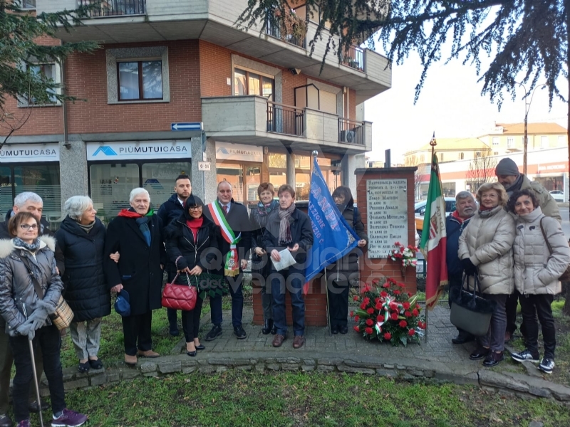 COLLEGNO - Commemorati i partigiani al cippo di corso Francia