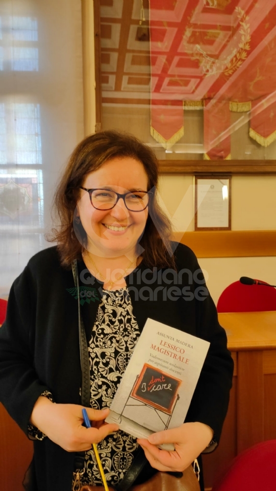 VENARIA - Presentato «Lessico Magistrale», il nuovo libro di Assunta Madera - FOTO