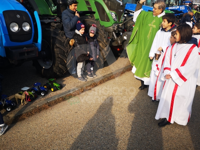 VENARIA - Il mondo agricolo in festa, al Gallo-Praile, per Sant'Antonio Abate - FOTO
