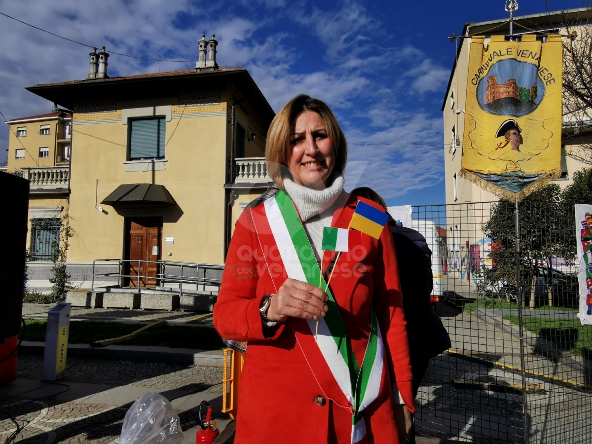 VENARIA - Colori, allegria, musica. Ma il Real Carnevale non dimentica l'Ucraina - FOTO