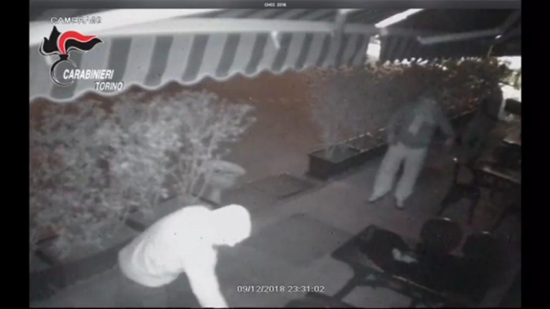 RIVOLI - Avevano bruciato un ristorante: nei guai una donna e due uomini - FOTO E VIDEO