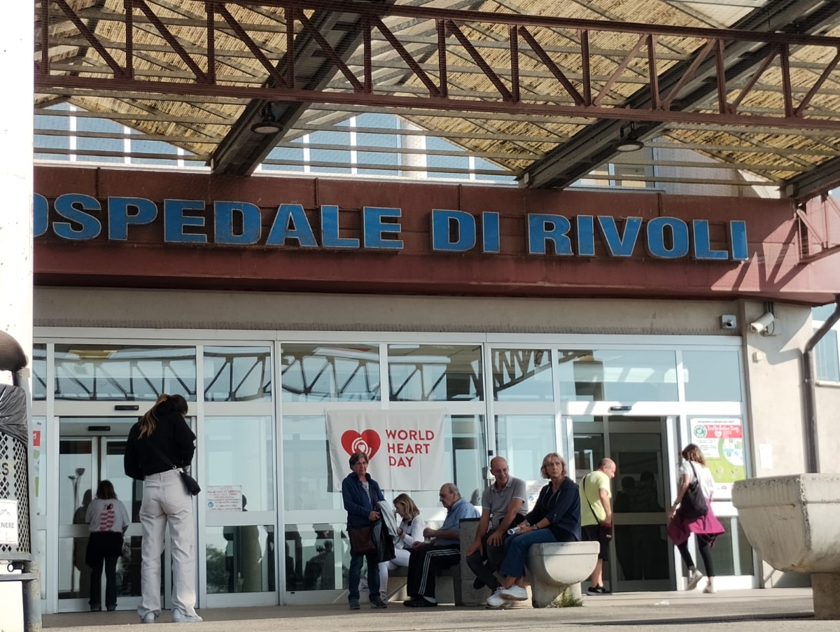 RIVOLI - Successo per l'edizione speciale di «Evviva»: screening gratuiti al cuore per gli studenti - FOTO