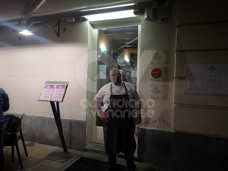 VENARIA - Coronavirus, serrande alzate per protesta: i commercianti vogliono aiuti dallo Stato
