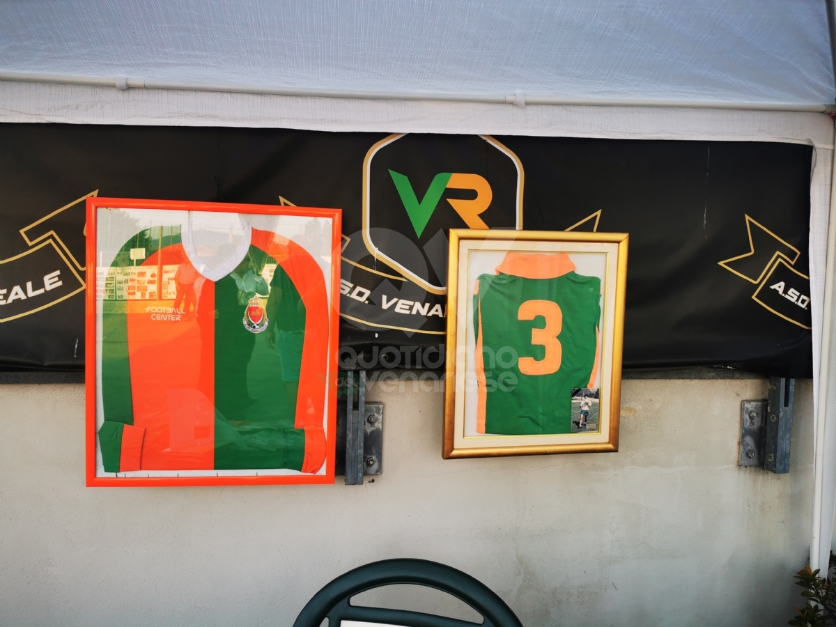 VENARIA - Memorial Pavanello, 4-4 fra Vecchie Glorie e Amministratori: ma vince la solidarietà - FOTO