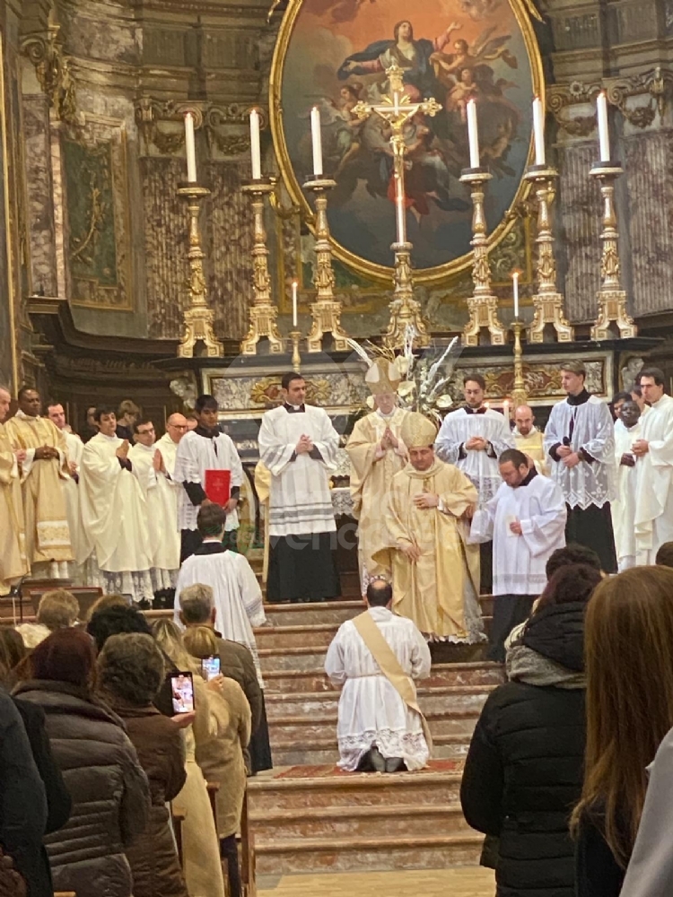 VENARIA - Antonio Luca Parisi è sacerdote: domani la sua prima Santa Messa ad Altessano - FOTO