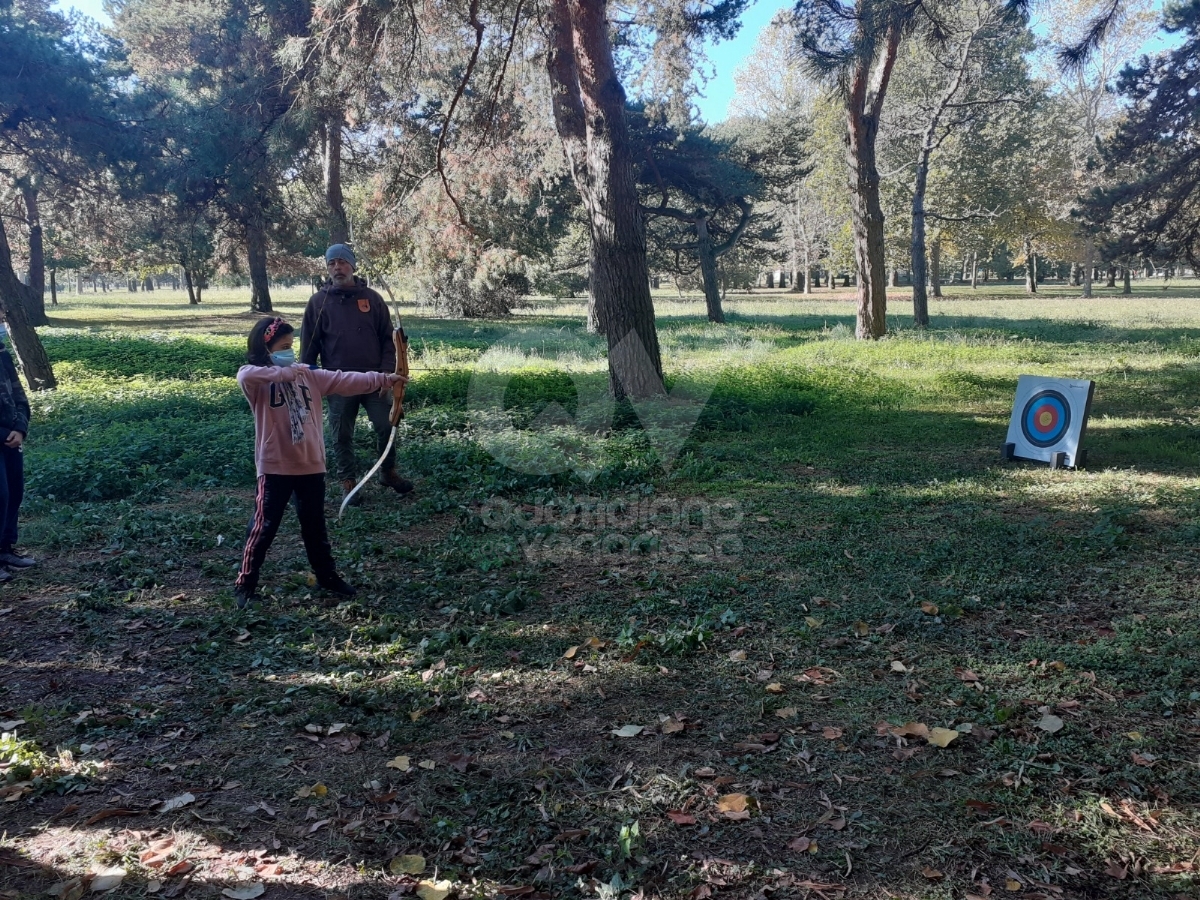 COLLEGNO - «Outdoor together»: alla Don Minzoni le lezioni, e lo sport, si fanno all'aperto - FOTO