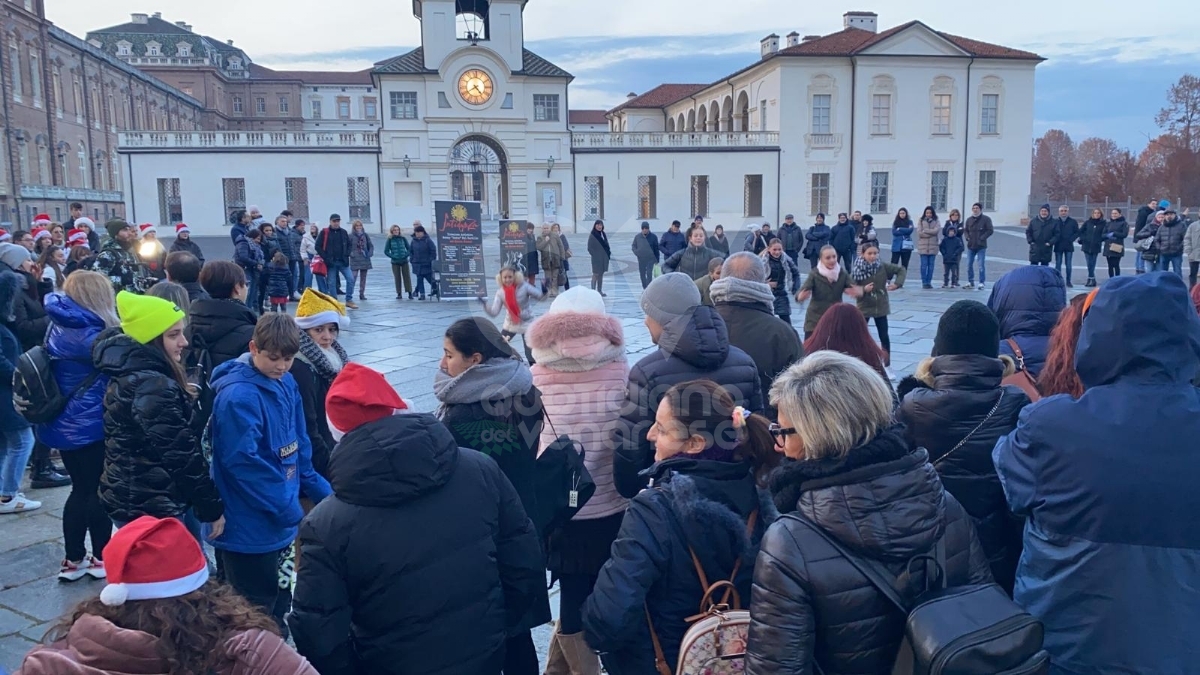 VENARIA - Immacolata ed Immaginaria: in città si respira l'atmosfera del Natale - FOTO