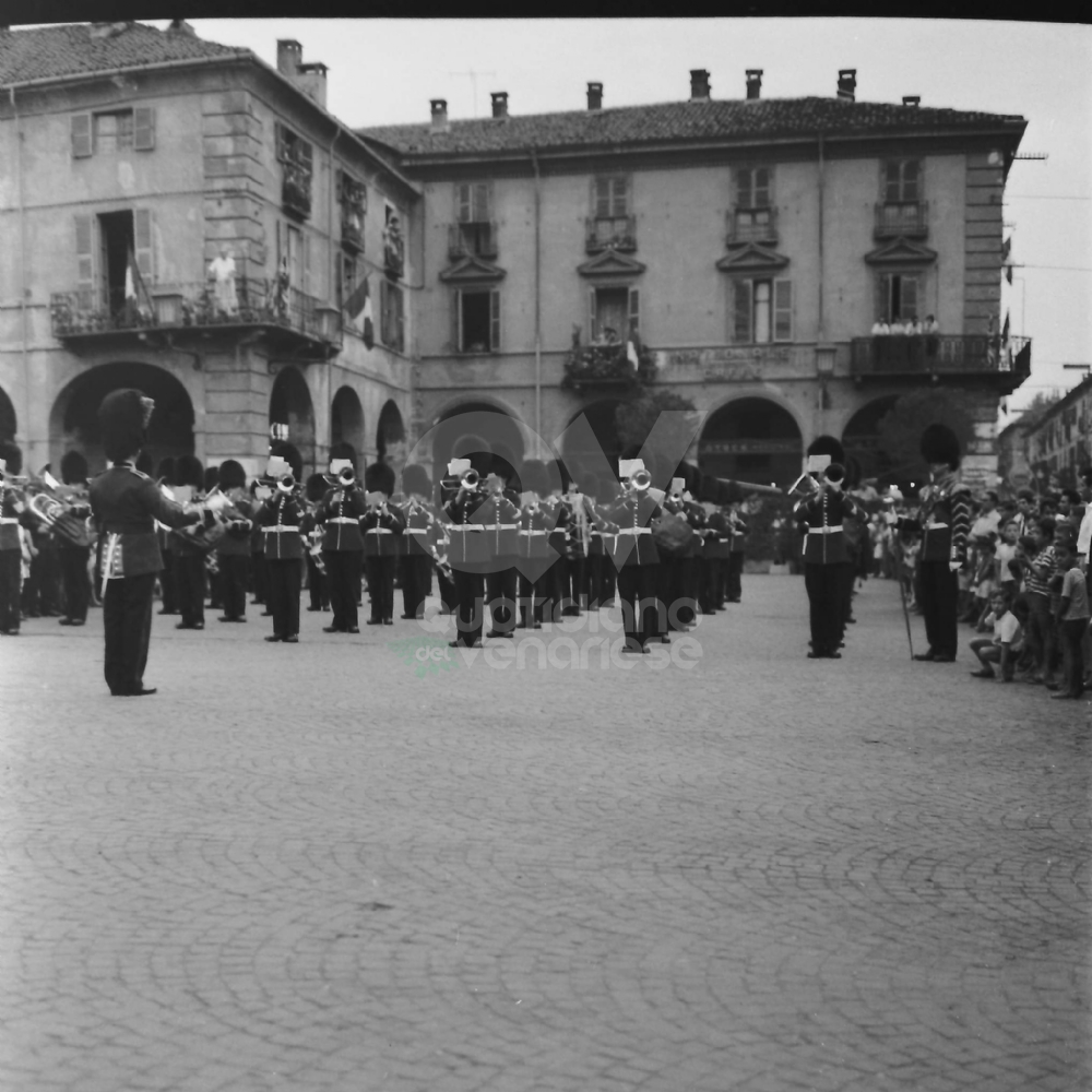 VENARIA - Quando la Regina Elisabetta venne nella Reale assieme al principe Filippo - FOTO