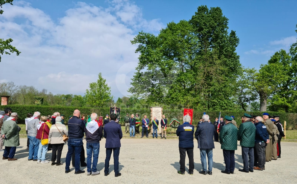 VENARIA - 25 APRILE: Bambini protagonisti alle celebrazioni per la Liberazione - FOTO