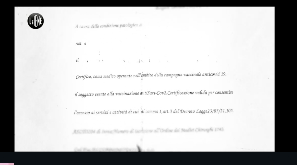 BORGARO - «Le Iene» nello studio del dottor Delicati: «Non mi curo di loro e vado avanti» - FOTO