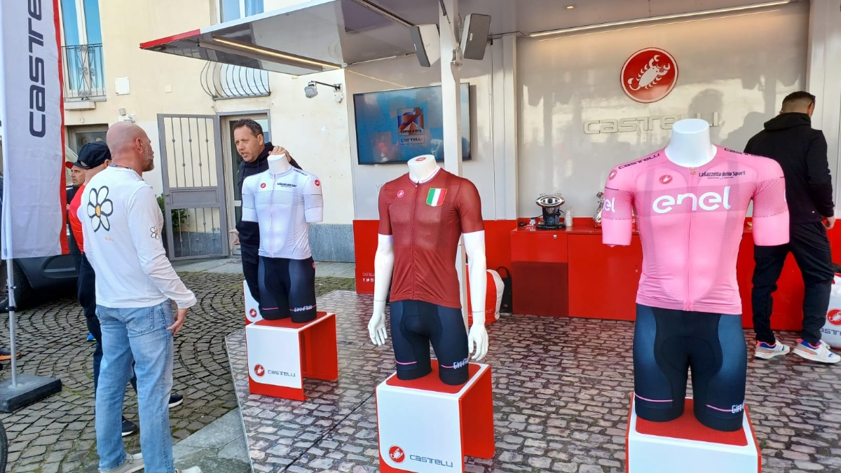 GIRO D'ITALIA A VENARIA - Riviviamo le emozioni della «Grande Partenza» - TUTTE LE FOTO
