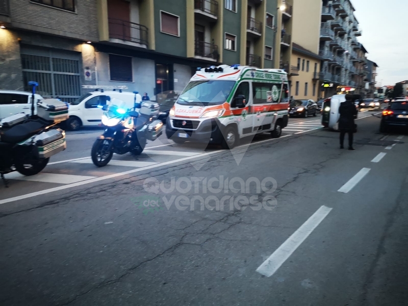 VENARIA - Incidente stradale in corso Garibaldi: traffico in tilt - FOTO