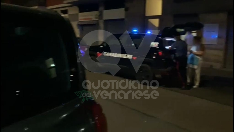 TORINO-COLLEGNO - Uccide i propri genitori in casa e poi fugge: i carabinieri lo arrestano a Collegno