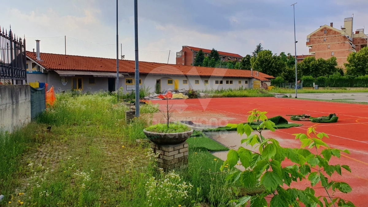 VENARIA - Campi da padel, beach volley, beach tennis nell'ex area della San Francesco - FOTO
