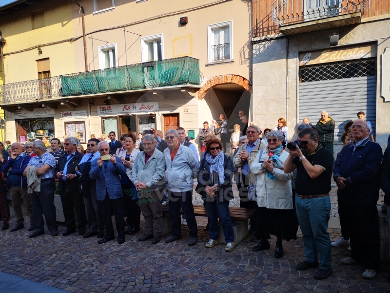 DRUENTO - La prima celebrazione di don Simone: l'abbraccio della comunità - LE FOTO