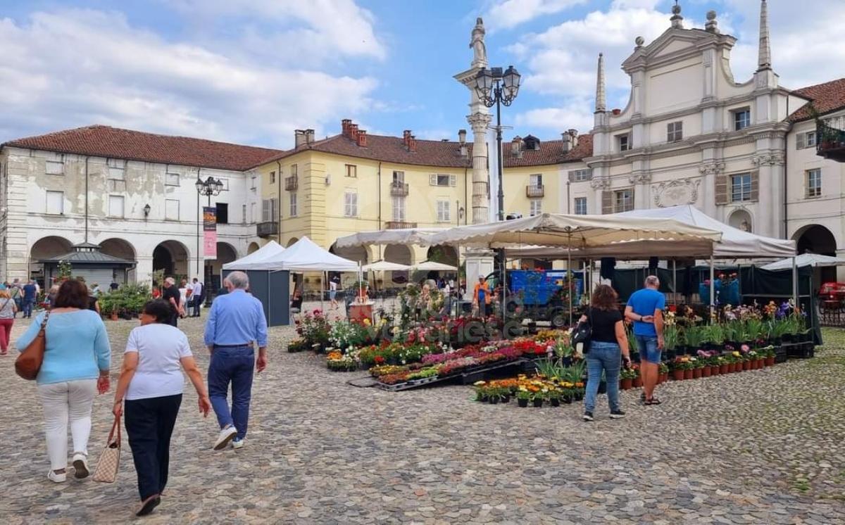 VENARIA - Cala il sipario sulla «Festa delle Rose»: semplicemente un successo - FOTO