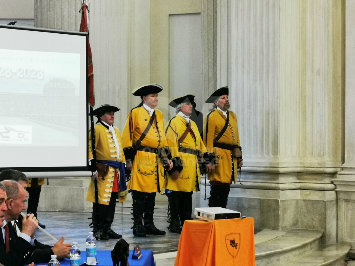 VENARIA - La «Scuola di Cavalleria» è cittadina onoraria a 200 anni dalla fondazione - FOTO E VIDEO
