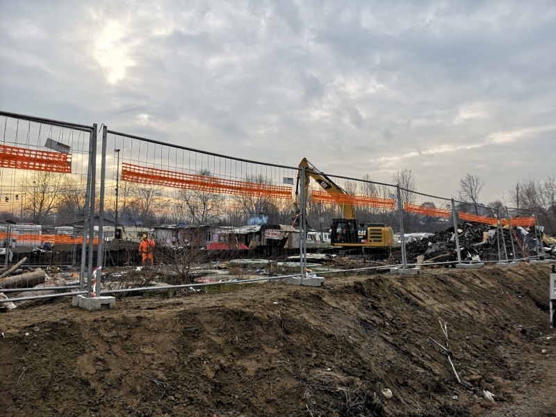 TORINO-BORGARO - FdI attacca la Appendino: «Dice di abbattere il campo nomadi ma realizza le fognature»