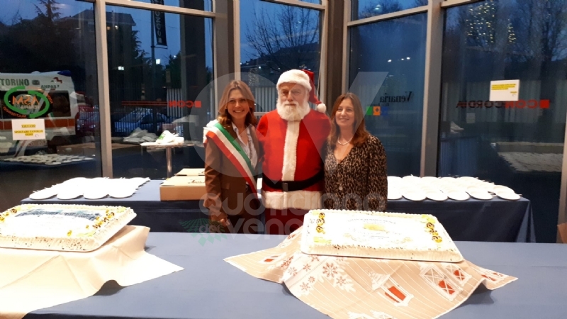 VENARIA - La città ha festeggiato le «nozze d'oro» di oltre 60 coppie venariesi