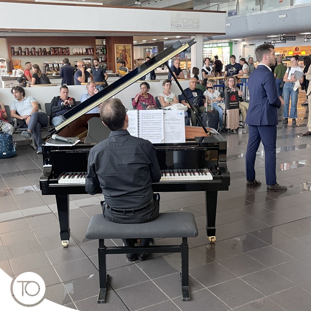 TORINO-CASELLE - «Festa della Musica», in aeroporto l'esibizione dei Solisti del Regio Ensemble - FOTO