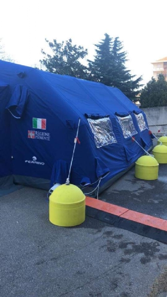 CORONAVIRUS - All'ospedale di Rivoli e al Polo Sanitario di Venaria arriva la tenda pre-triage