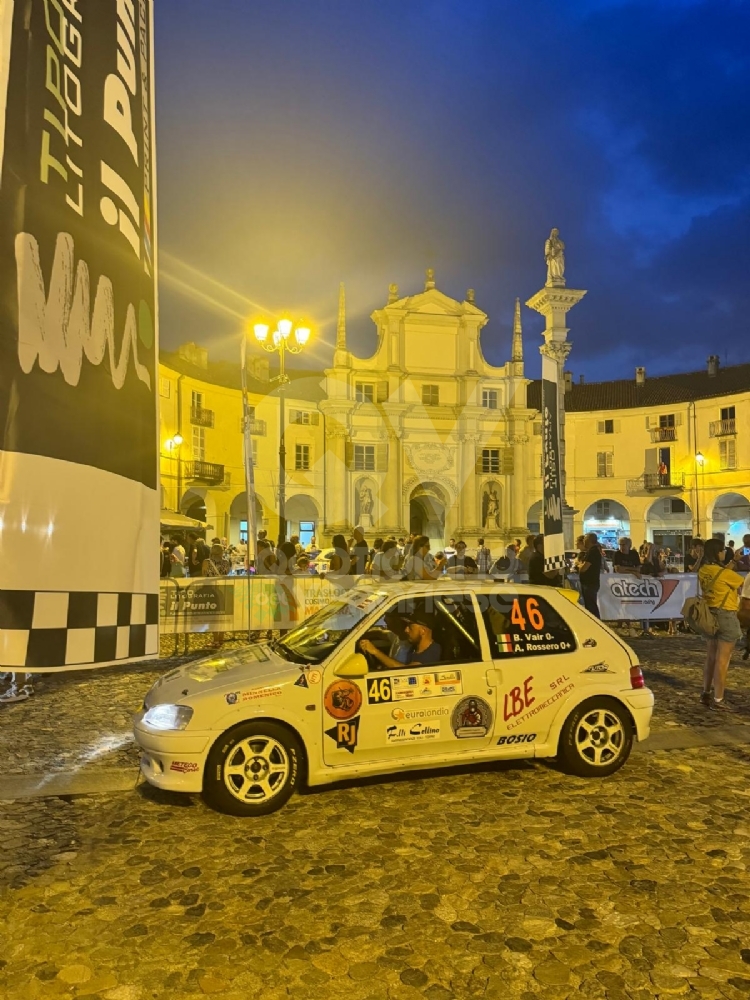 VENARIA - In Città la magia del Rally: tantissimi i curiosi e gli appassionati - FOTO