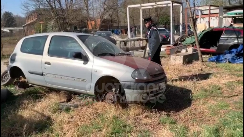 DRUENTO - Baracche e tettoie abusive in strada Bottione: i carabinieri denunciano tre persone