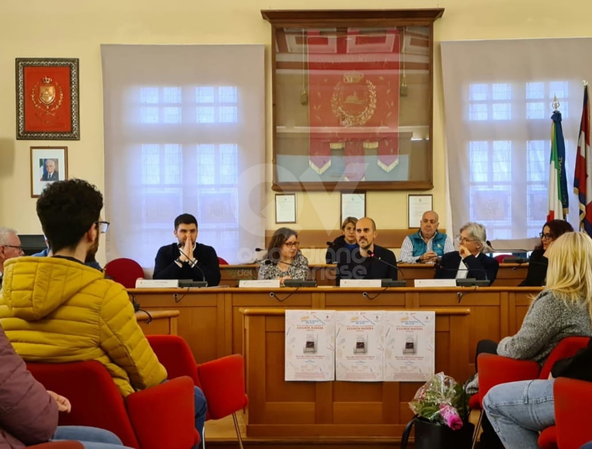 VENARIA - Presentato «Lessico Magistrale», il nuovo libro di Assunta Madera - FOTO