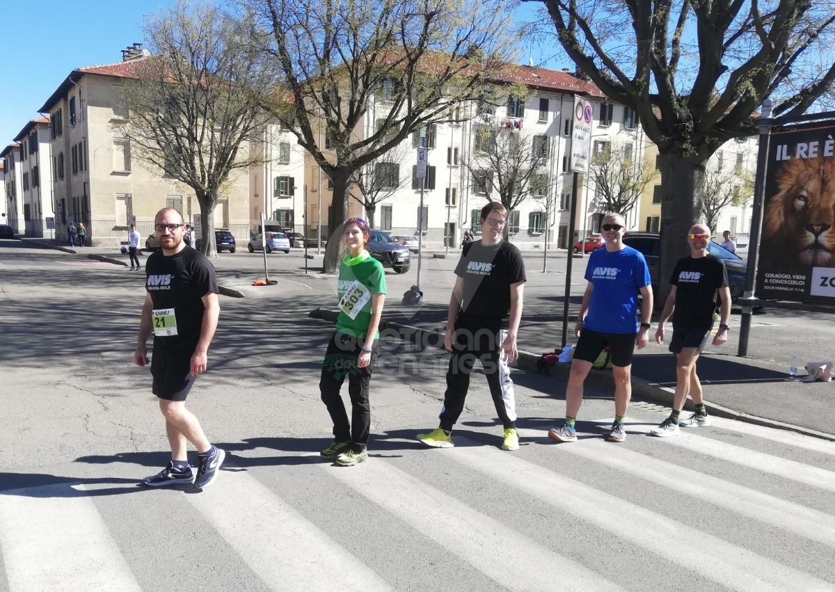 VENARIA - Una marea di gente per la «StraVenaria» e la «21 Reale» - FOTO E VIDEO