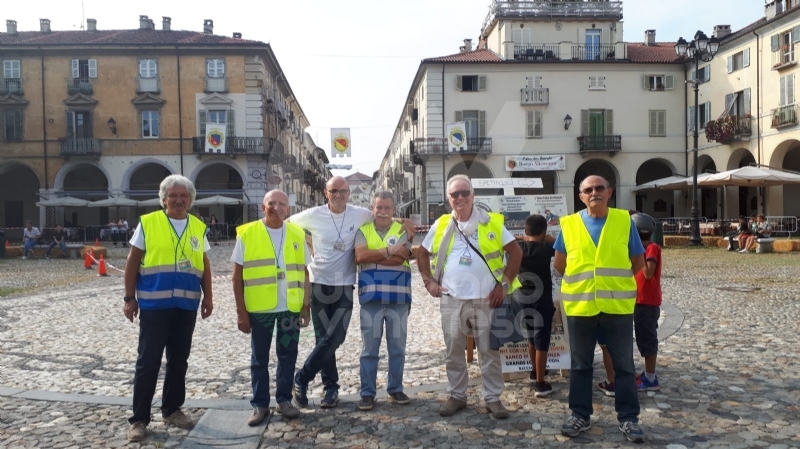 VENARIA - Va alla squadra del Polo Nord il «Mini Palio dei Borghi» - FOTO