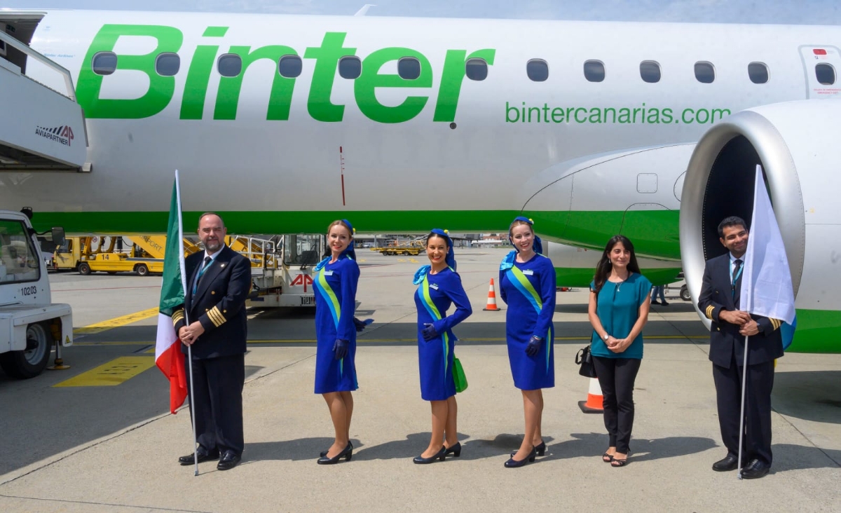 CASELLE - Atterrato il primo aereo della compagnia Binter in arrivo da Gran Canaria - FOTO
