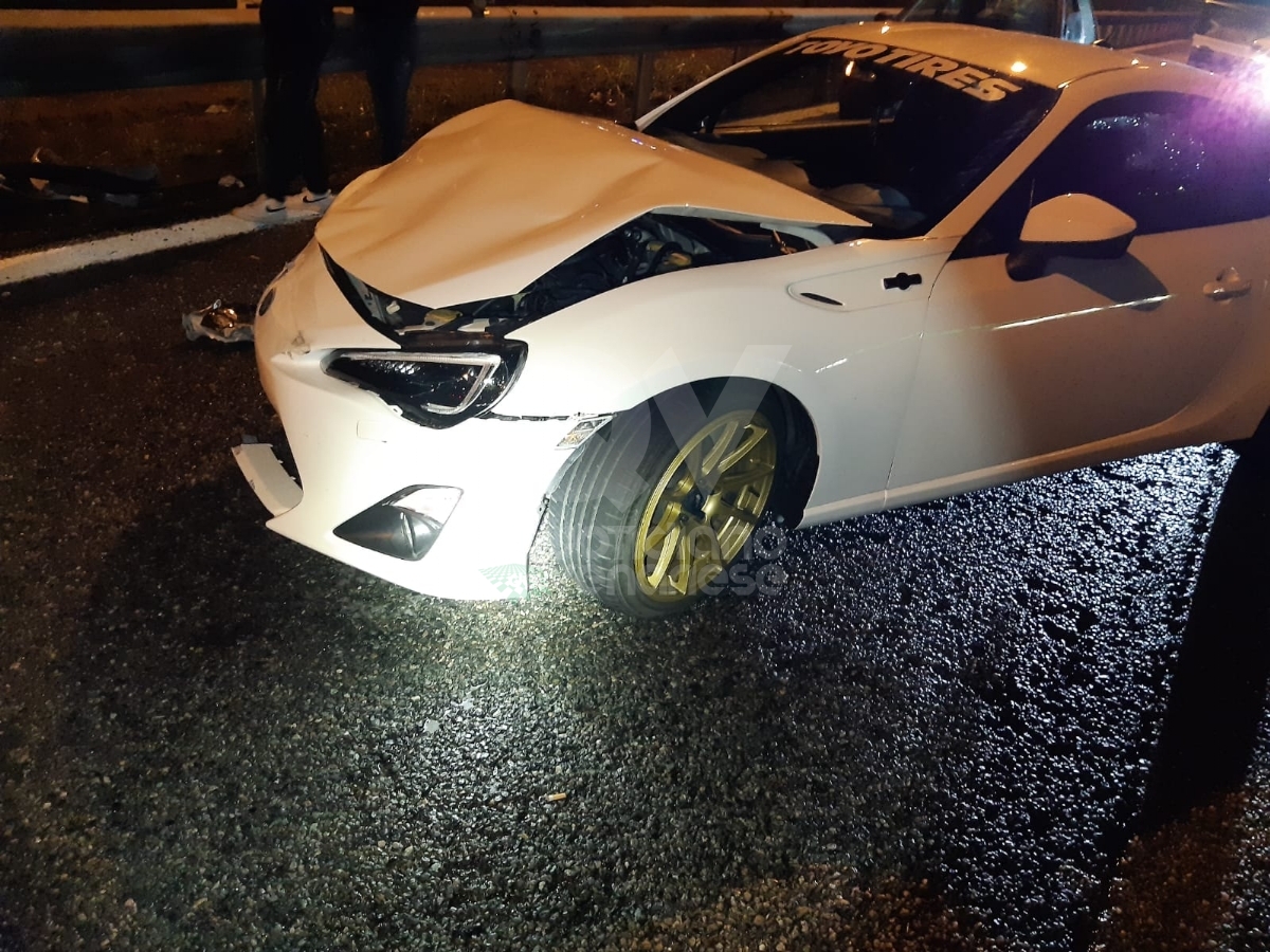 TORINO-COLLEGNO-VENARIA-RIVOLI - Notte di incidenti: due 32enni di Venaria feriti. Illeso un 24enne di Rivoli - FOTO
