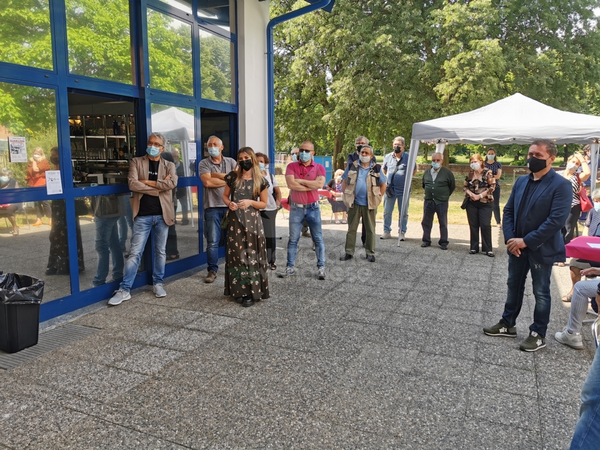 VENARIA - Taglio del nastro all'Iqbal Masih: nasce il bar «InterVallo» e una mensa sociale - FOTO