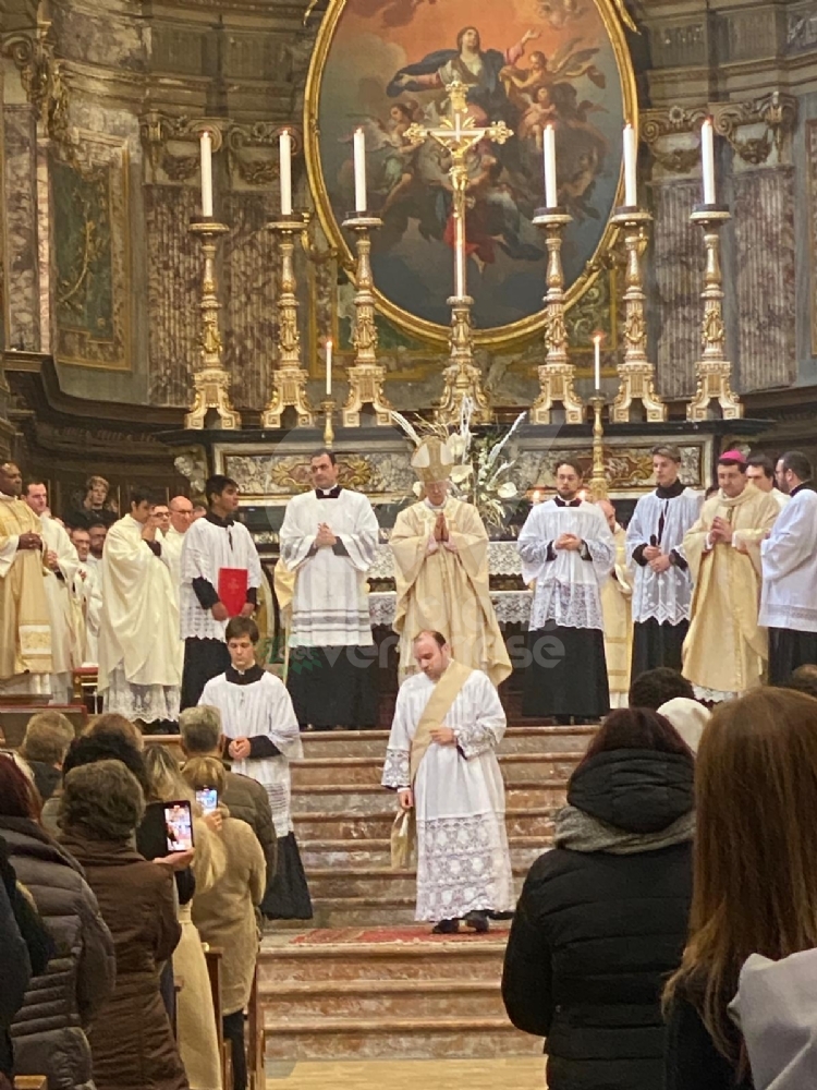VENARIA - Antonio Luca Parisi è sacerdote: domani la sua prima Santa Messa ad Altessano - FOTO