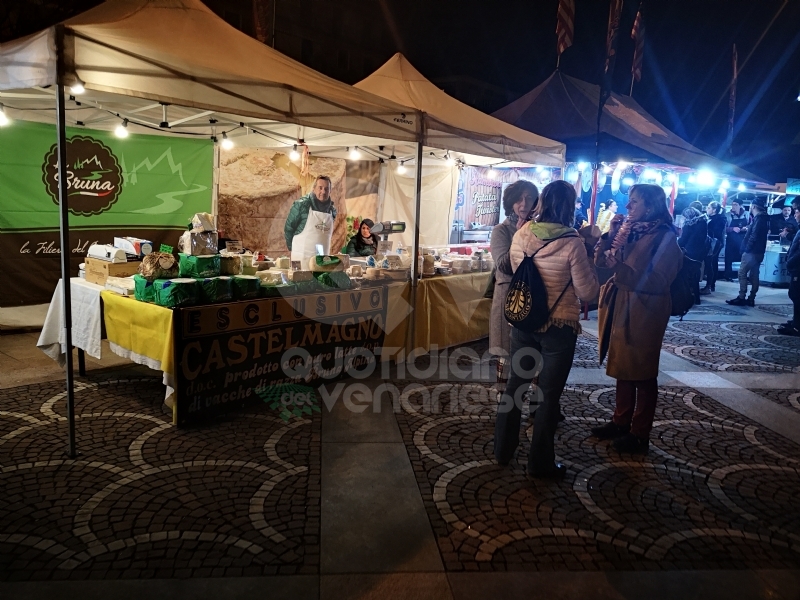 VENARIA - Lo Street Food della «Associazione italiana cuochi itineranti» torna in estate