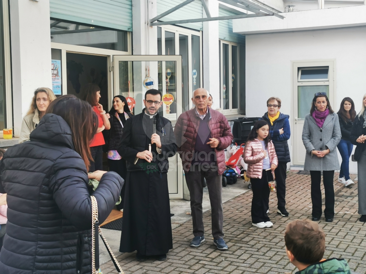 VENARIA - Le «Lanterne di San Martino»: protagonisti i bimbi dell'Asilo di Altessano - FOTO