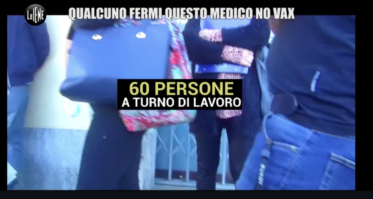 BORGARO - «Le Iene» nello studio del dottor Delicati: «Non mi curo di loro e vado avanti» - FOTO