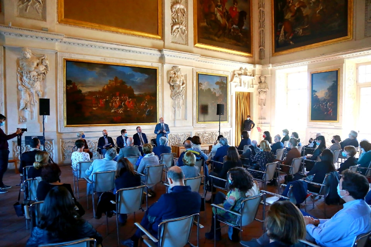 14 ANNI DI REGGIA DI VENARIA - Si festeggia con l'Igloo di Merz e «Una Corsa da Re»