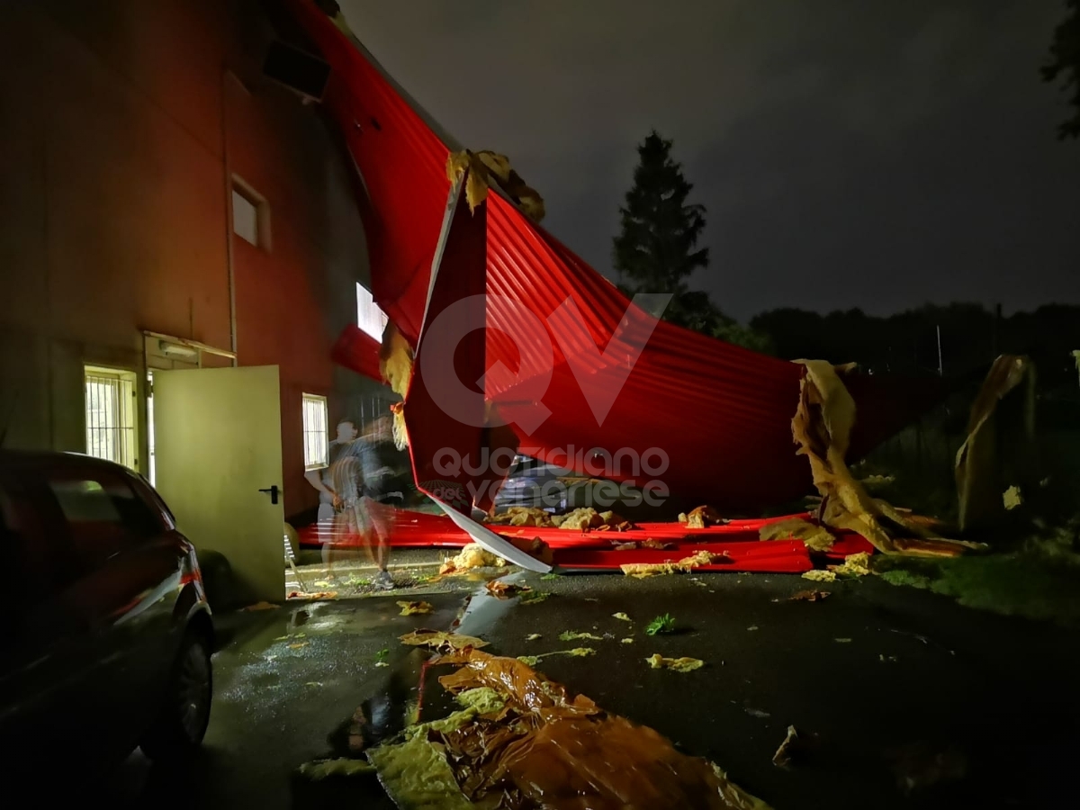 MALTEMPO A COLLEGNO - Chiusi alcuni accessi del cimitero, danni al Campo Volo e a Villa Licia - FOTO